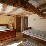 Maison Les Chandelles 3*